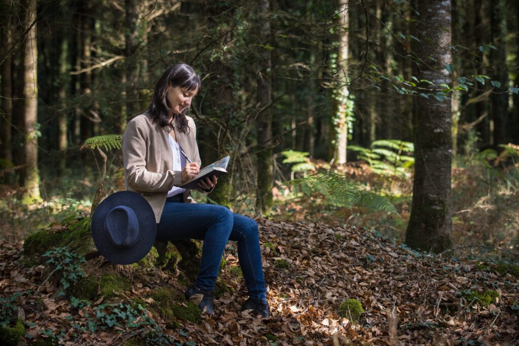 Nathaly Haseya, la forêt est une source inépuisable pour ses illustrations.